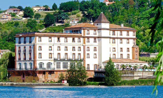 Abbaye de Moissac, Abbaye de Belleperche, canal du Cacor : l’hôtel le Moulin de Moissac est votre pied-à-terre d’exception pour visiter la région